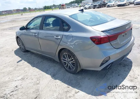 2023 Kia Forte Gt-Line z USA, uszkodzony, nr VIN 3KPF54AD5PE519096